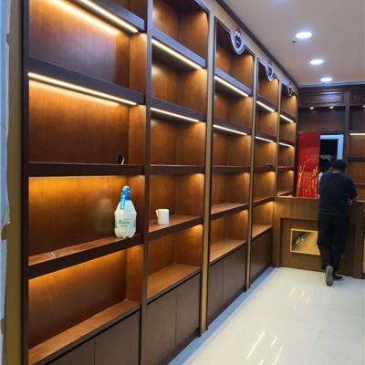 烟酒展柜-2